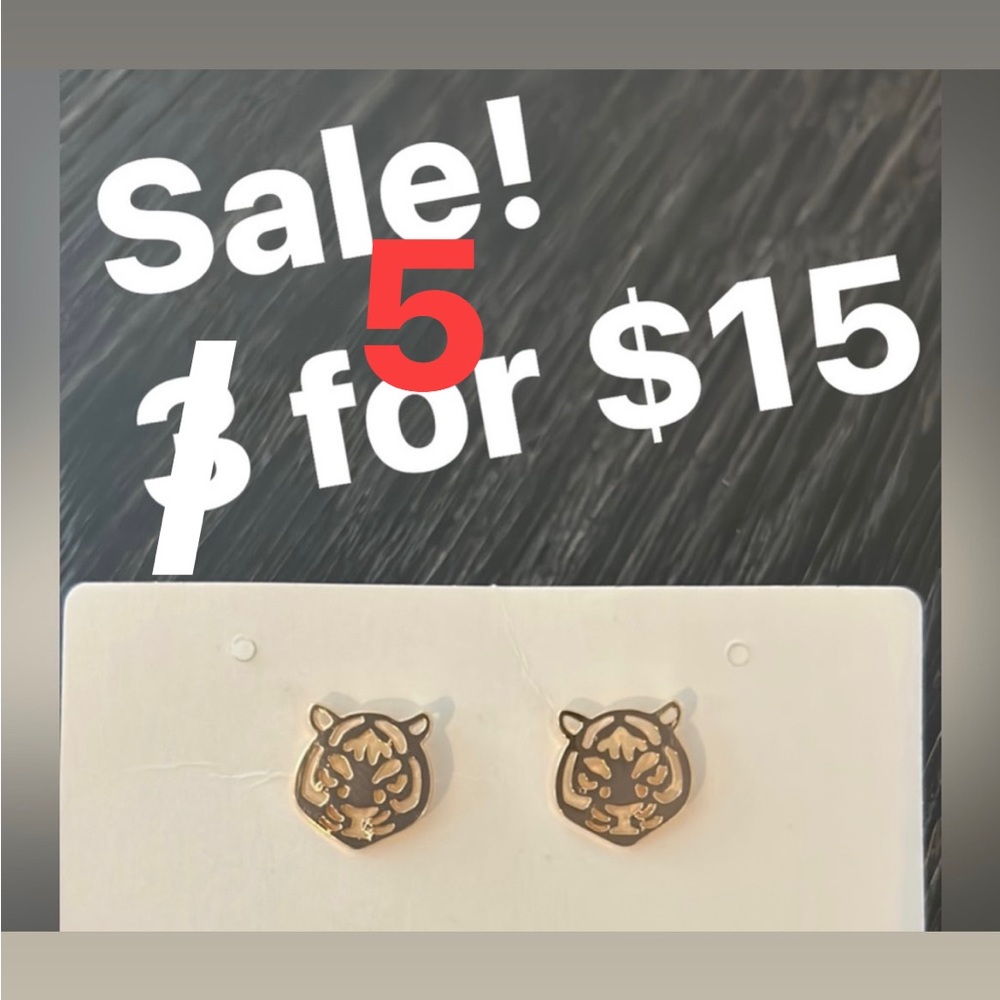 Tiger earrings, small post!